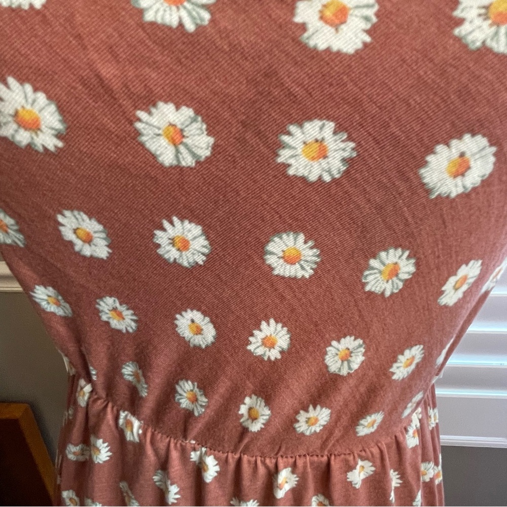 O'Neill Terracotta Floral Midi Dress - Picture 3 of 9